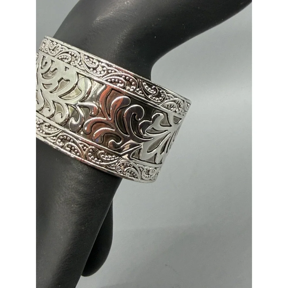 Premier Designs Silver‎ Tone Floral Filigree Scroll Wide Cuff Bracelet Sz 7